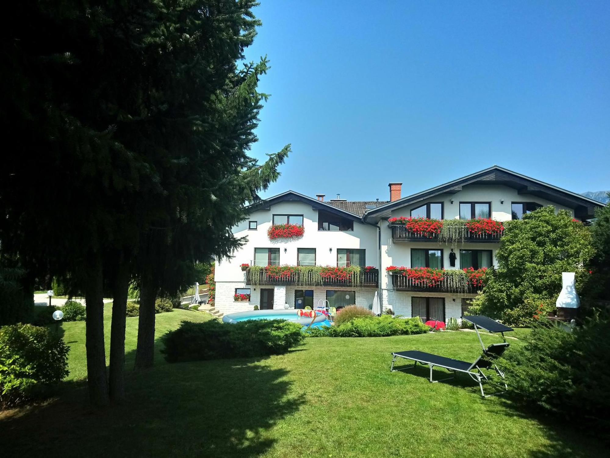 Garden Apartments Jansa Radovljica Exterior photo