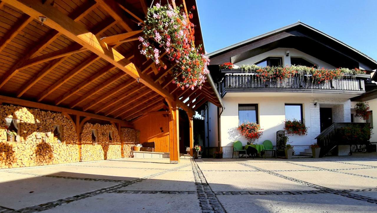 Garden Apartments Jansa Radovljica Exterior photo